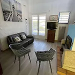 Villa Ref 277 Les Bourdaines , A Proximite Immediate De La Plage, Patio Classee 2 Etoiles , 8 Personnes