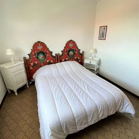 Ref 277 Les Bourdaines , A Proximite Immediate De La Plage, Patio Classee 2 Etoiles , 8 Personnes