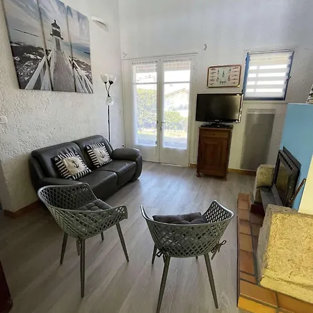 Villa Ref 277 Les Bourdaines , A Proximite Immediate De La Plage, Patio Classee 2 Etoiles , 8 Personnes